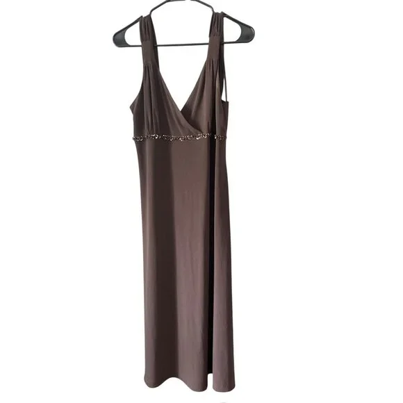 Jessica Howard Women's Brown V Neckline Dress - Picture 2 of 6
